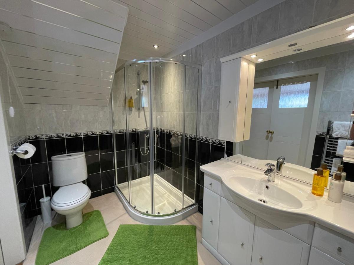 Blackburn Villa B&B Ayr Ngoại thất bức ảnh