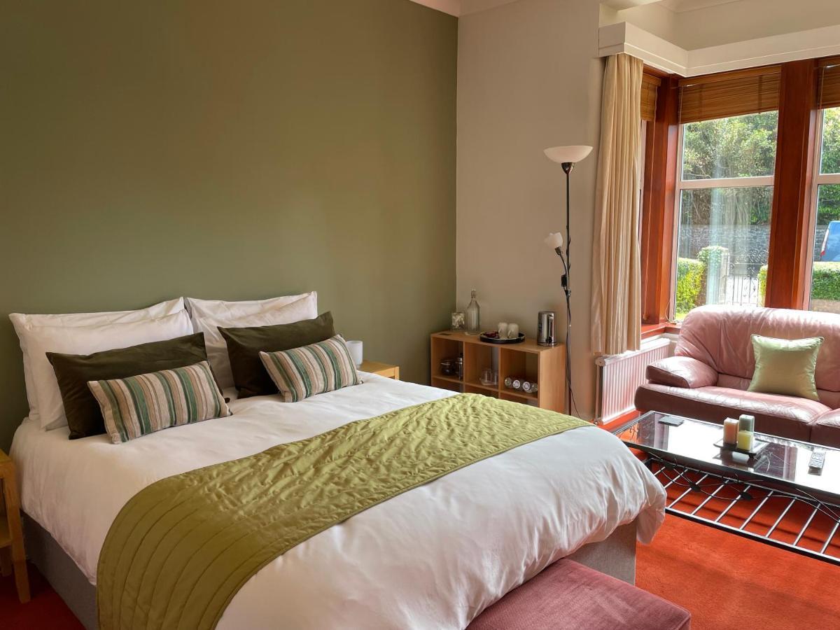 Blackburn Villa B&B Ayr Ngoại thất bức ảnh