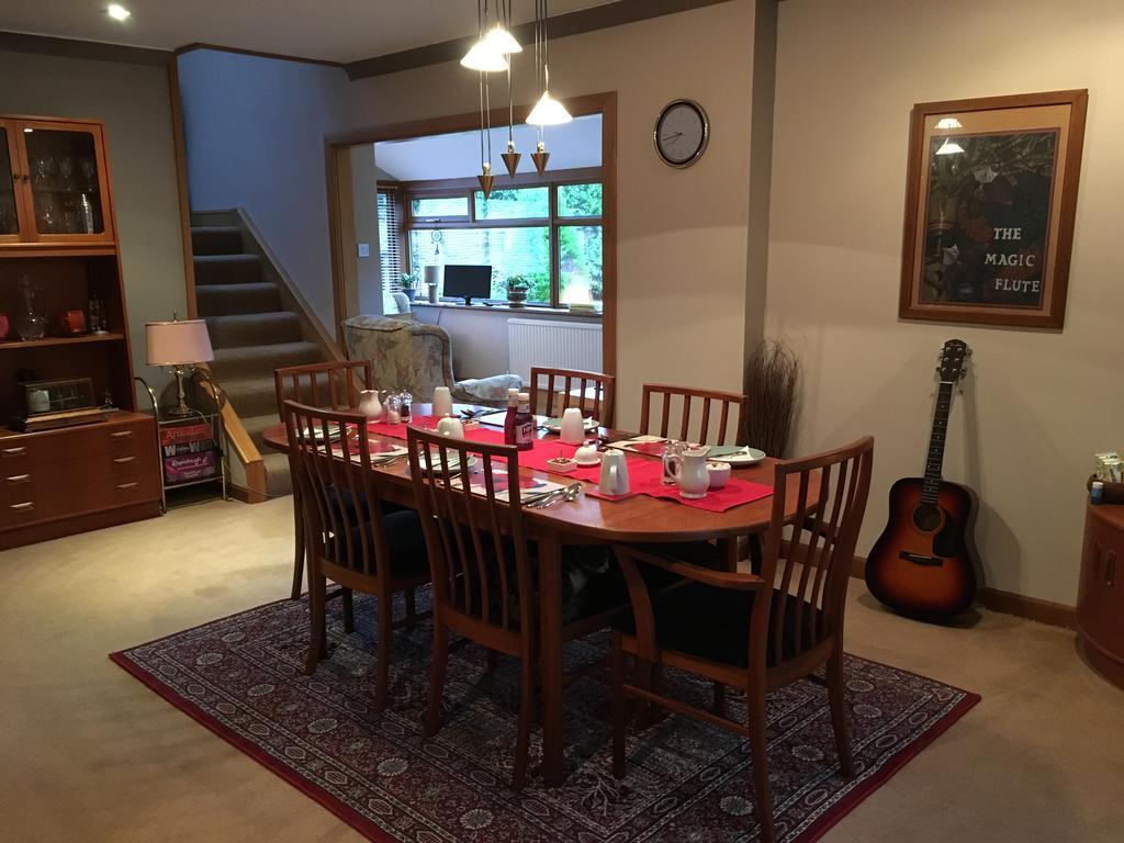 Blackburn Villa B&B Ayr Ngoại thất bức ảnh