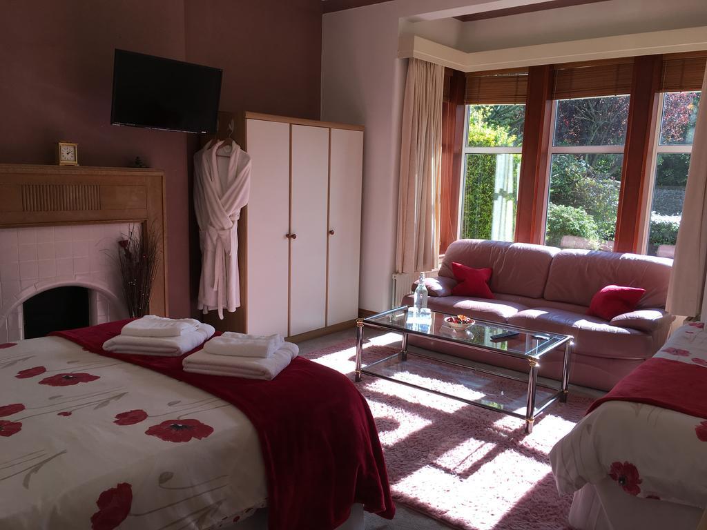 Blackburn Villa B&B Ayr Ngoại thất bức ảnh